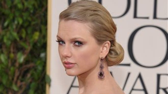 Taylor Swift AP.jpg